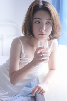 一边喂奶一边同房bd